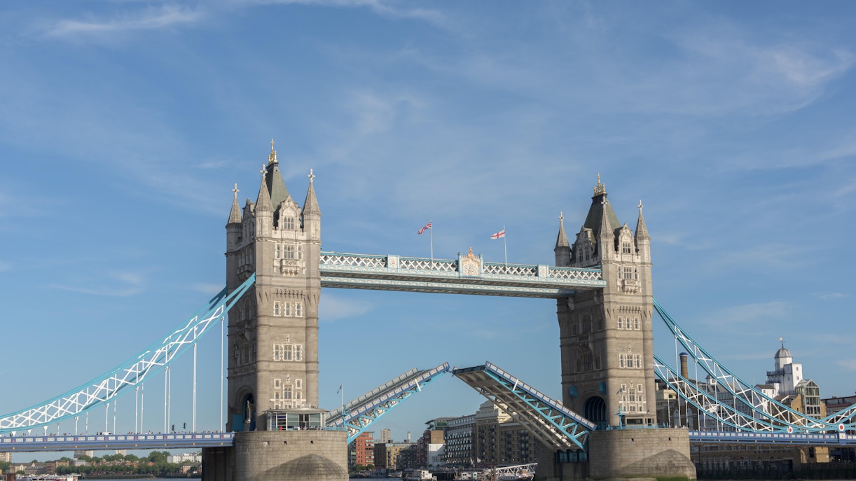 London Tower Bridge: Geschichte